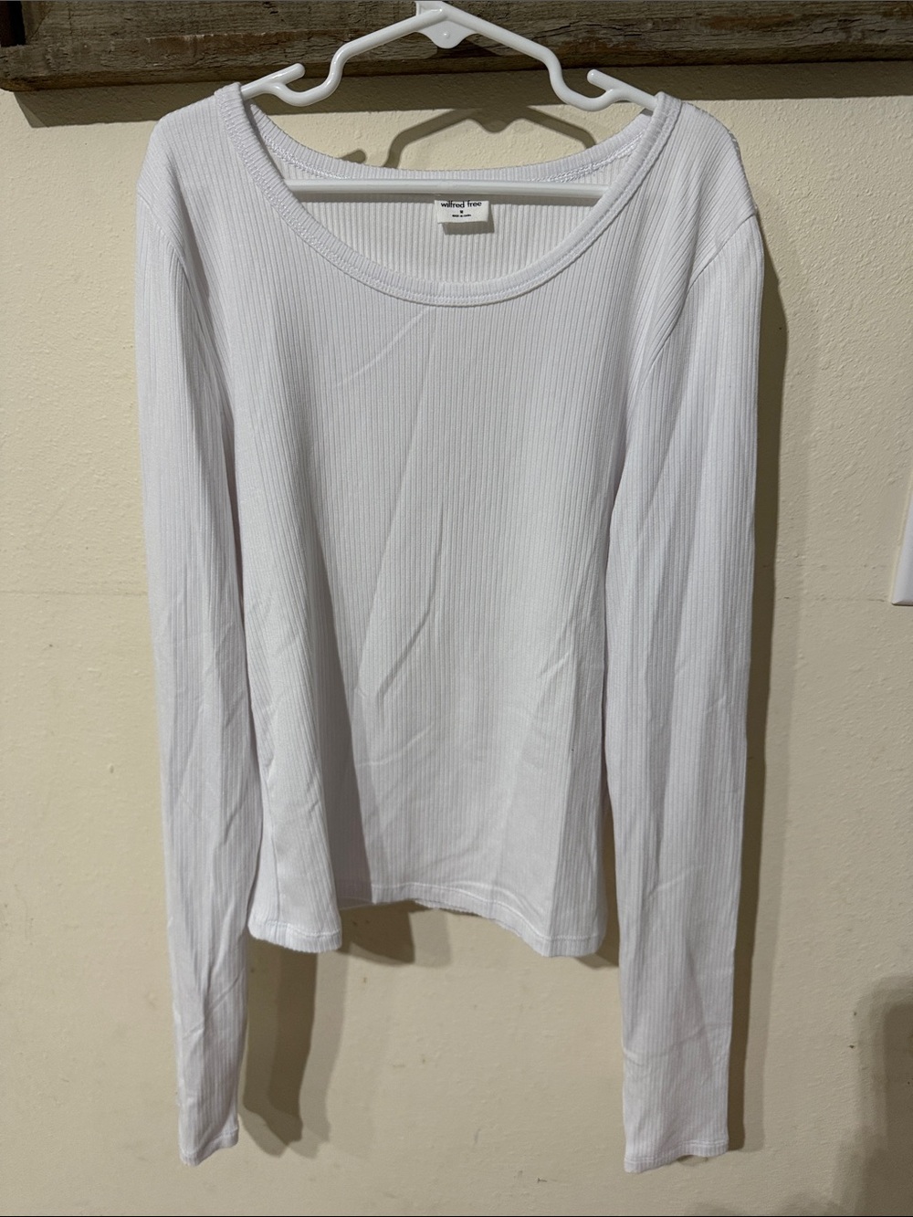 Aritzia Wilfred Free White Ribbed Long Sleeve Crop Top Women’s Medium Minimilist